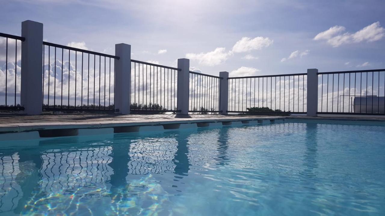 Modernes Apartment & Pool Mit Mega Aussicht Flic-en-Flacq Εξωτερικό φωτογραφία